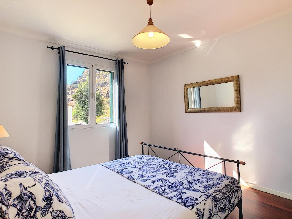 Sea N' Sun Apartment By Lovelystay Ribeira Brava Exteriör bild
